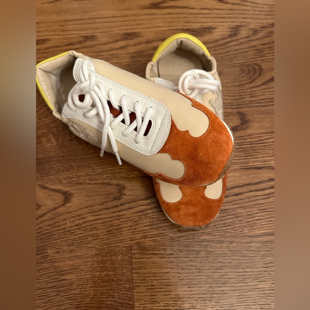 Tory Burch Sneakers